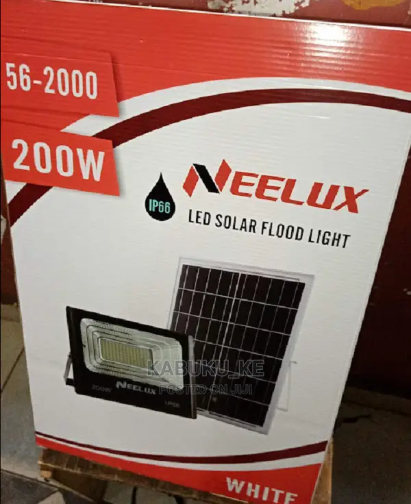 200 Watt Solar Flood Light