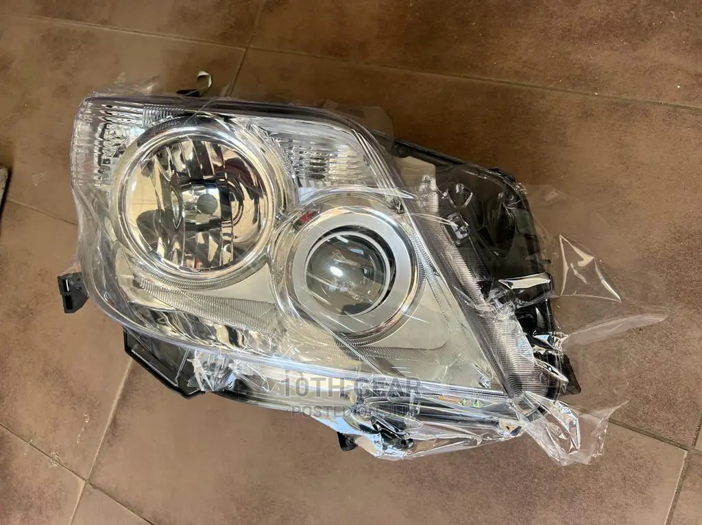 Prado 150 Headlight 2010 Shape