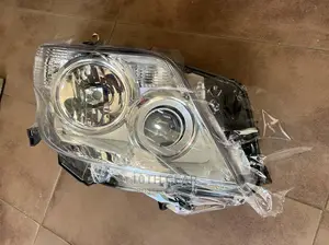 Prado 150 Headlight 2010 Shape