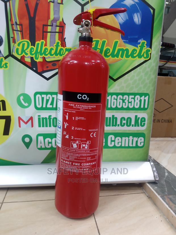 Co2 Emergency Fire Extinguishers-5kgs-Brand New In - thumbnail 2