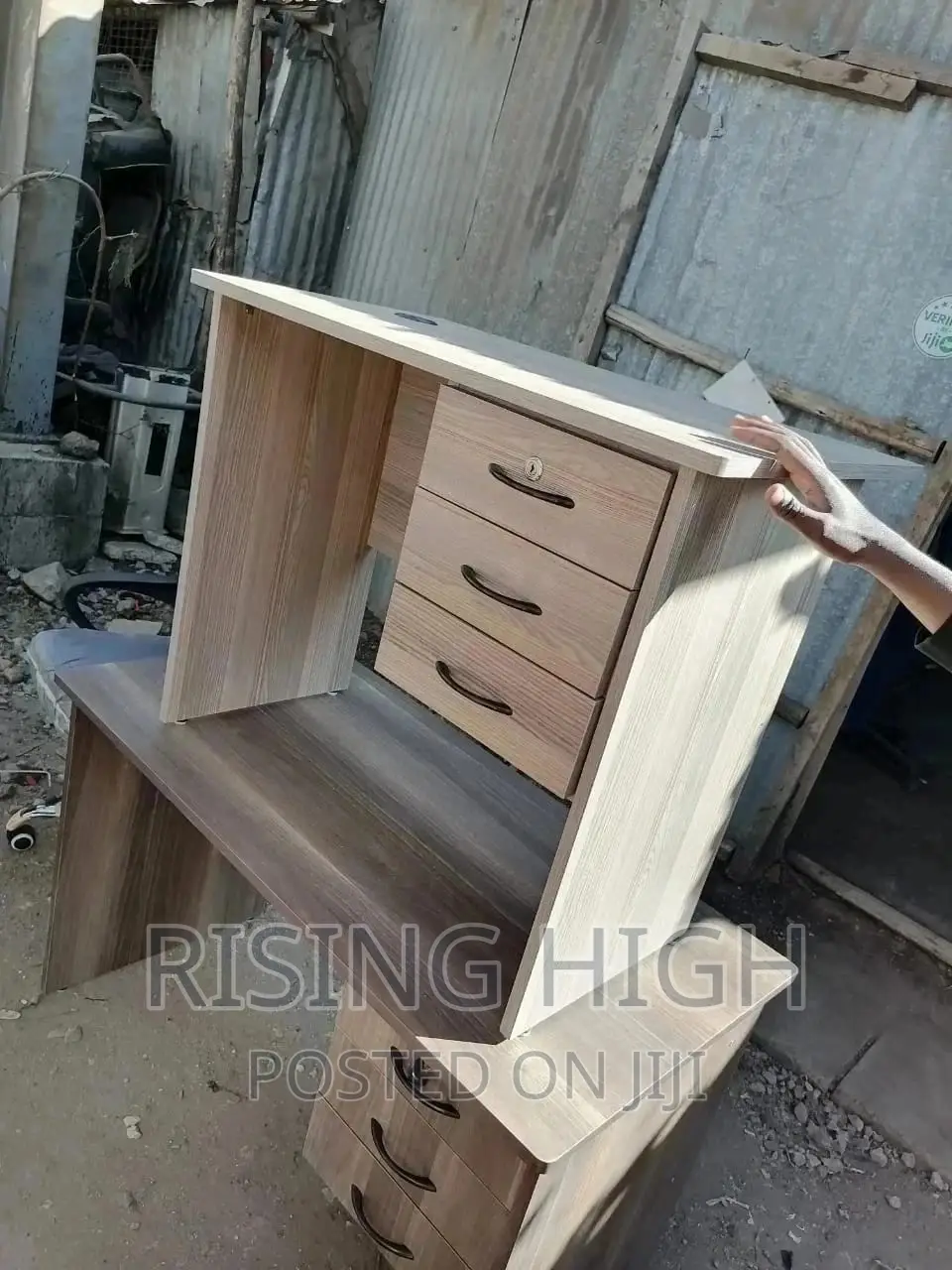 Unique 0.9m Office Desk