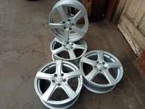 Xjapan Rims Size 17 for Mark2,Markx,Xtrail,Harrear,Crown Etc
