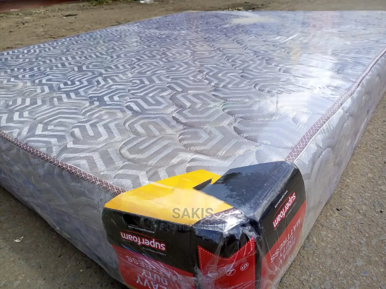 Super Heavy Duty Mattresses. 4 by 6, 8". We Deliver Home!