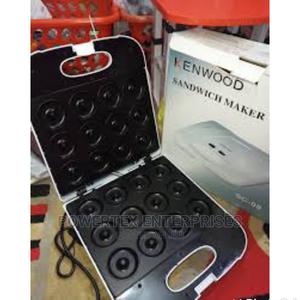 12 Pieces Donut Maker - main view