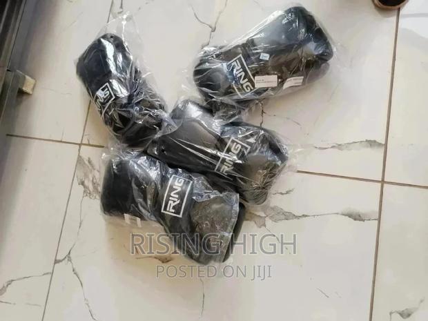 Super Unique Ring Boxing Gloves - main view