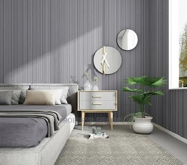 Elegant Grey Wallpaper - main view