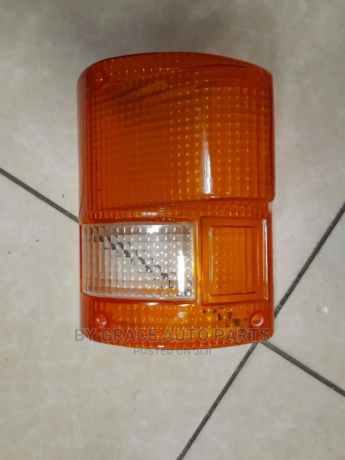 Corner Lamp Light Lens Fuso Box/Kichwa Ng'ombe