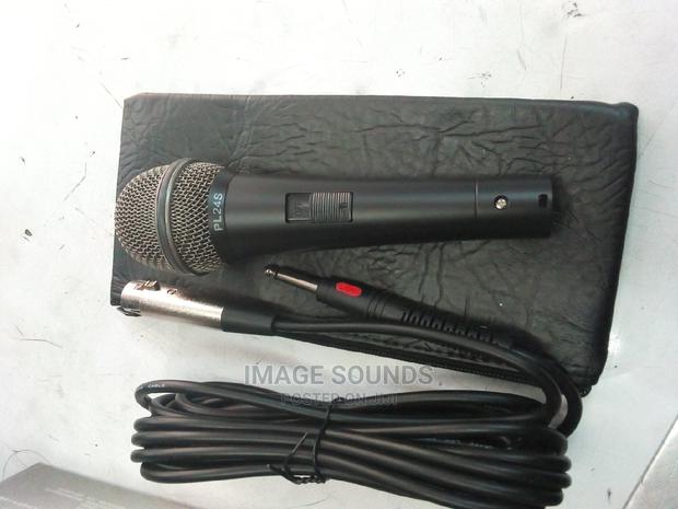 EV Corded Microphone - main view