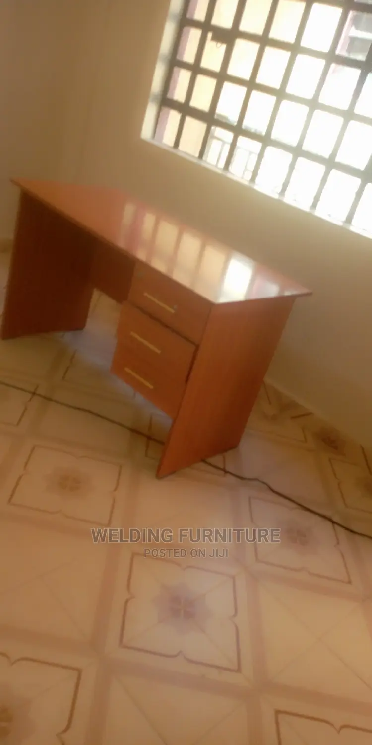 Office Desk