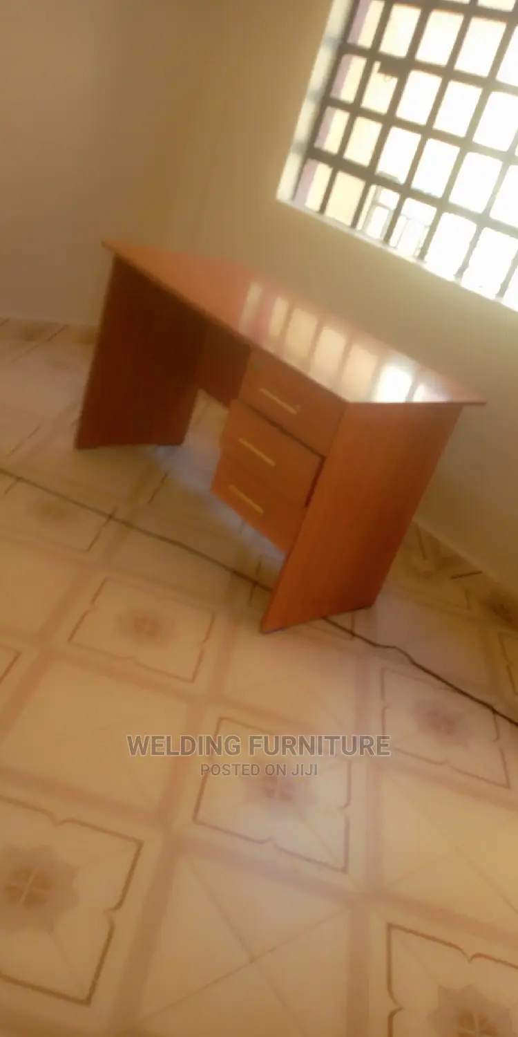 Office Desk