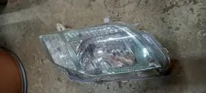 Axio Fielders 2007 2010 Headlight With Green Shade
