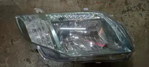 Axio Fielders 2007 2010 Headlight With Green Shade