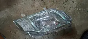 Axio Fielders 2007 2010 Headlight With Green Shade