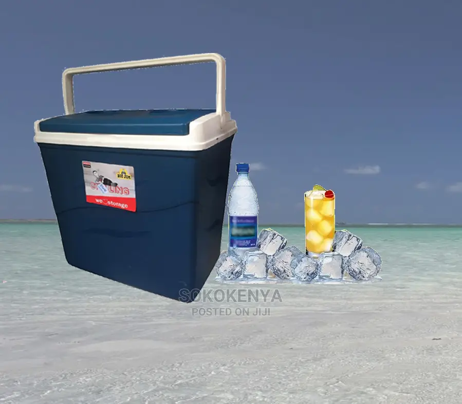 Cooler Box for Road Trips and Outdoor 25 Litres in Nairobi Central