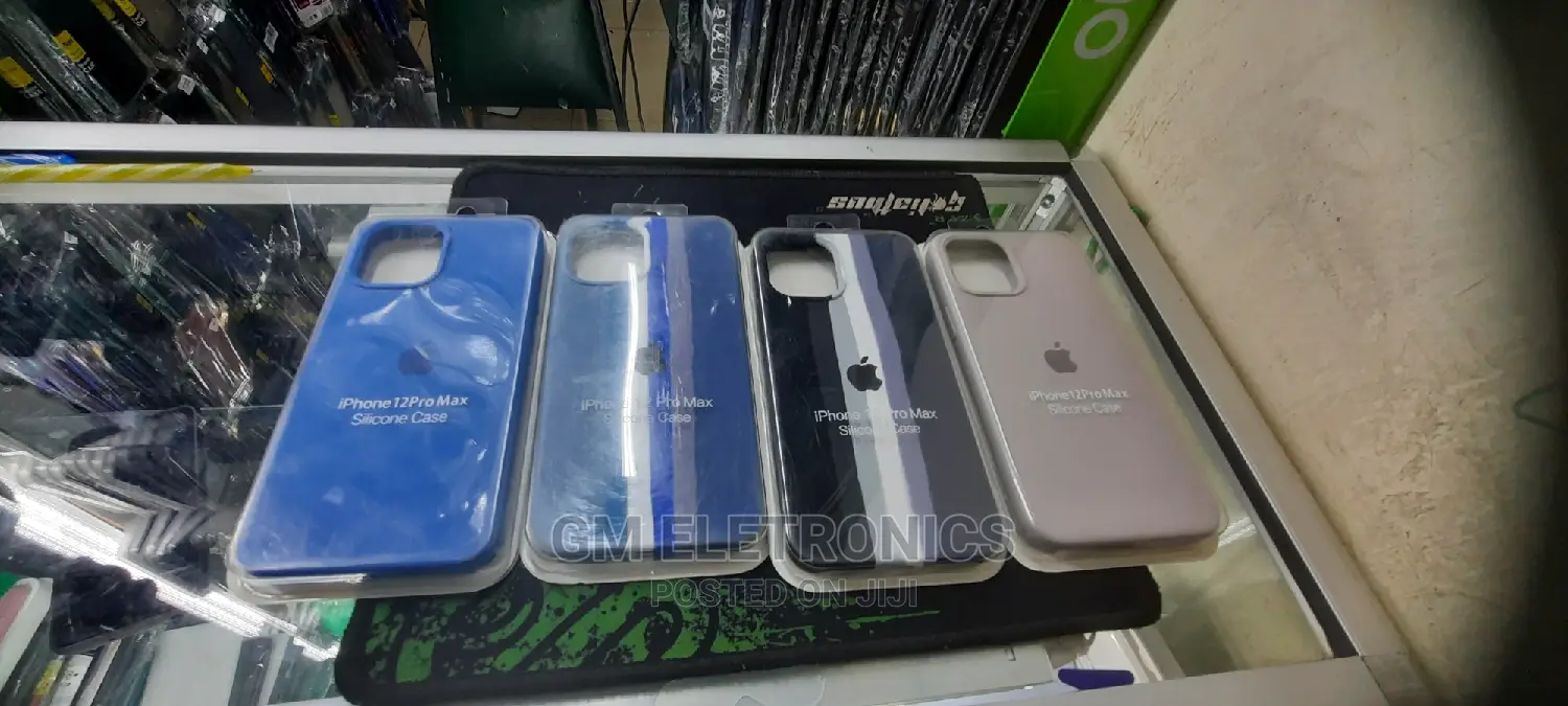 Iphoe 12 Pro Max Silicone Case