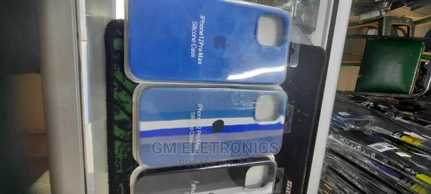 Iphoe 12 Pro Max Silicone Case - thumbnail 2
