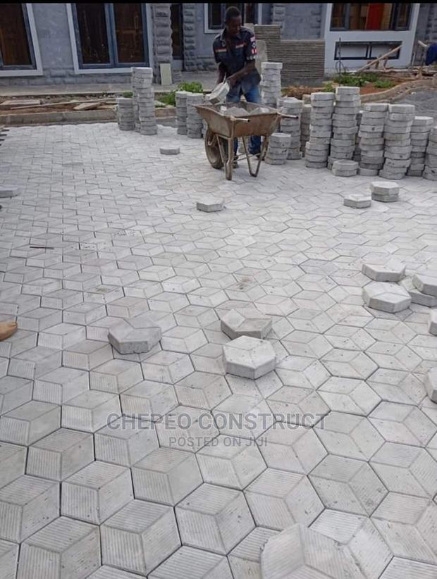 Quality Colored Pavers/Cabro - thumbnail 2