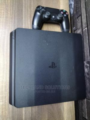 SONY Playstaton 4 Slim - thumbnail 2