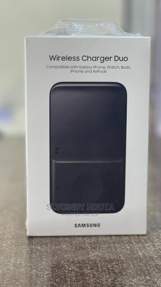 Samsung Wireless Charger Duo - main view