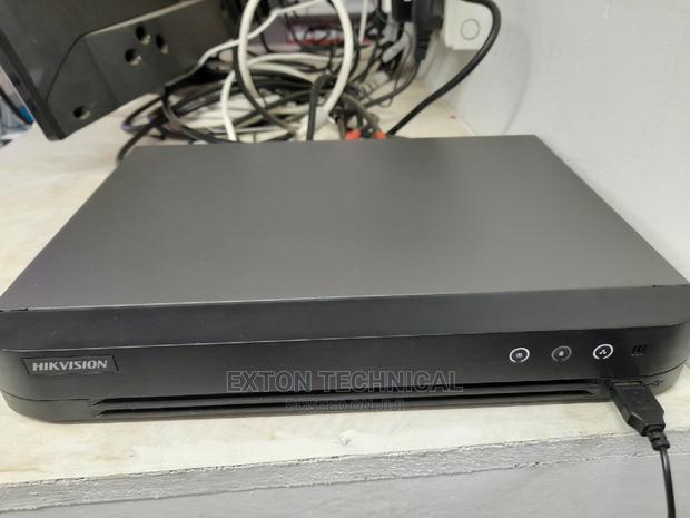 DVR Hikvision 8channel