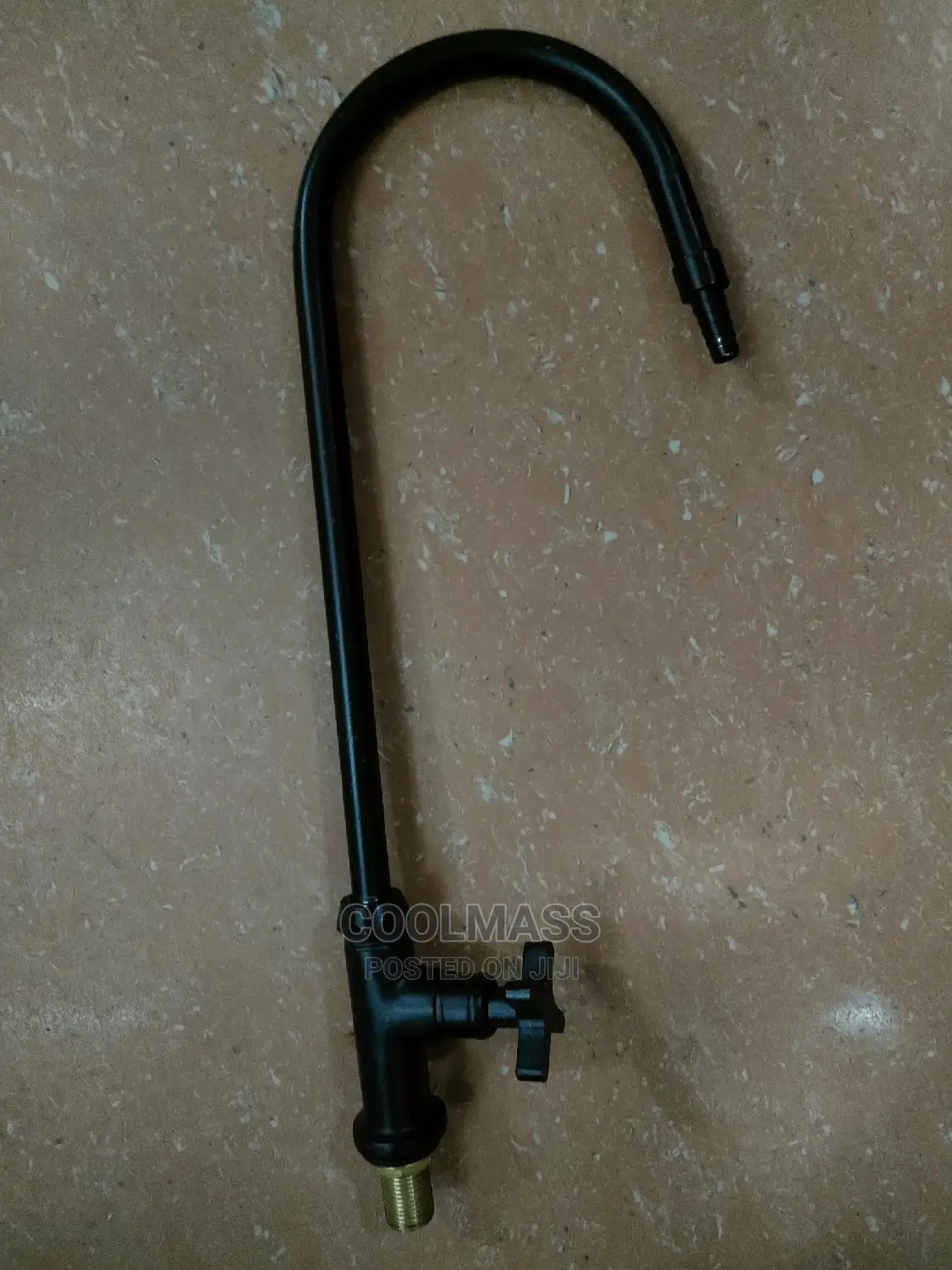 Laboratory Water Taps and Water Sinks