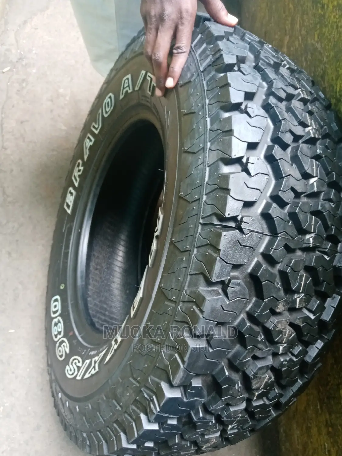 265/70r16 Maxxis 980 (Bravo A/T