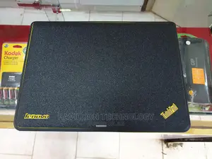 Laptop Lenovo ThinkPad X131e 4GB Intel Core I3 HDD 320GB