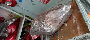 Toyota Passo 2005 2007 Headlight