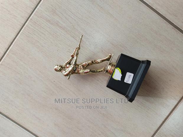 Tug of War Contest Trophy Single 8.5"