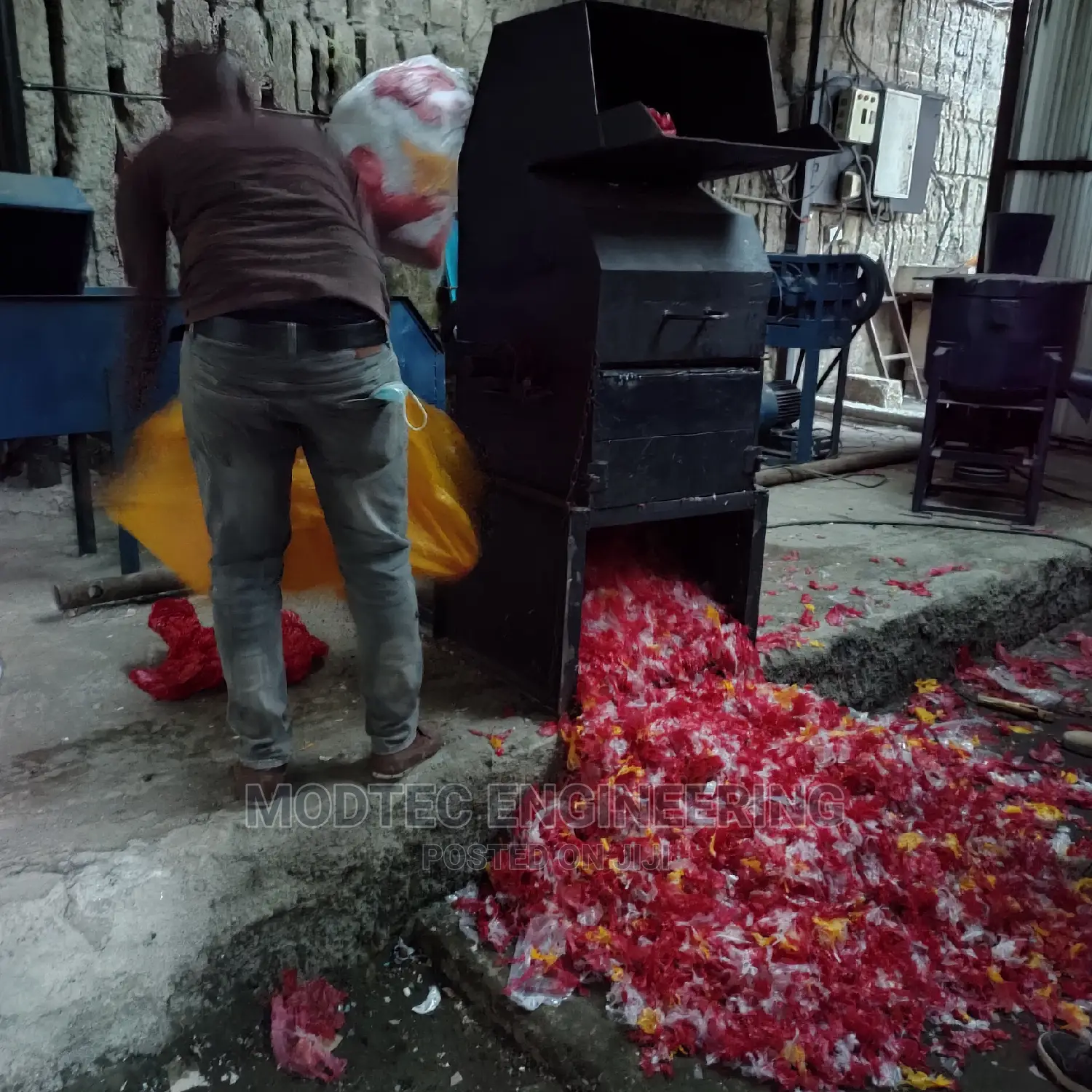 Modtec: Heavy Duty Plastic Crushing Machine