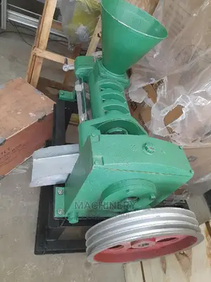 Oil Press Machine for Groundnuts and Sunflower