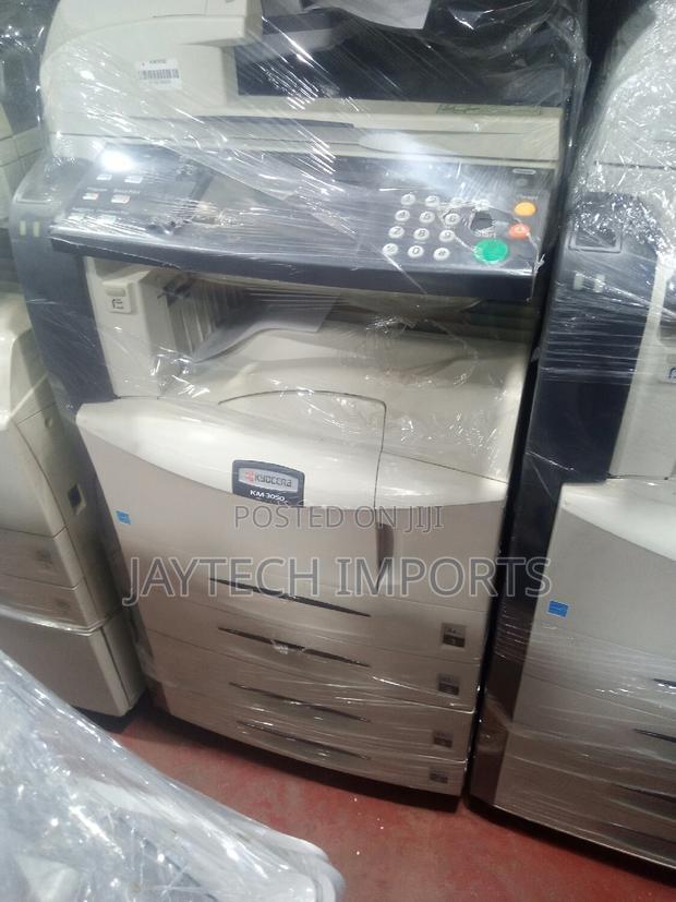 Kyocera Km 3050 Heavy Copier - main view