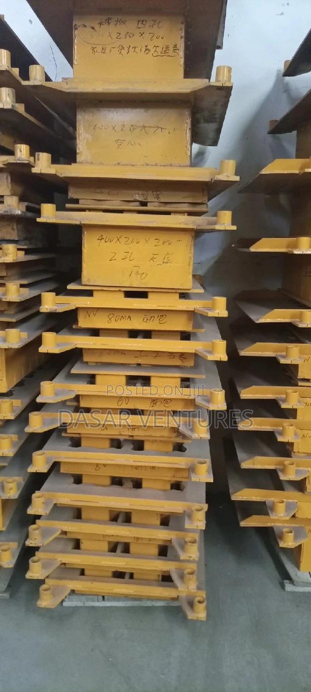 Cabro and Block Moulds - main view