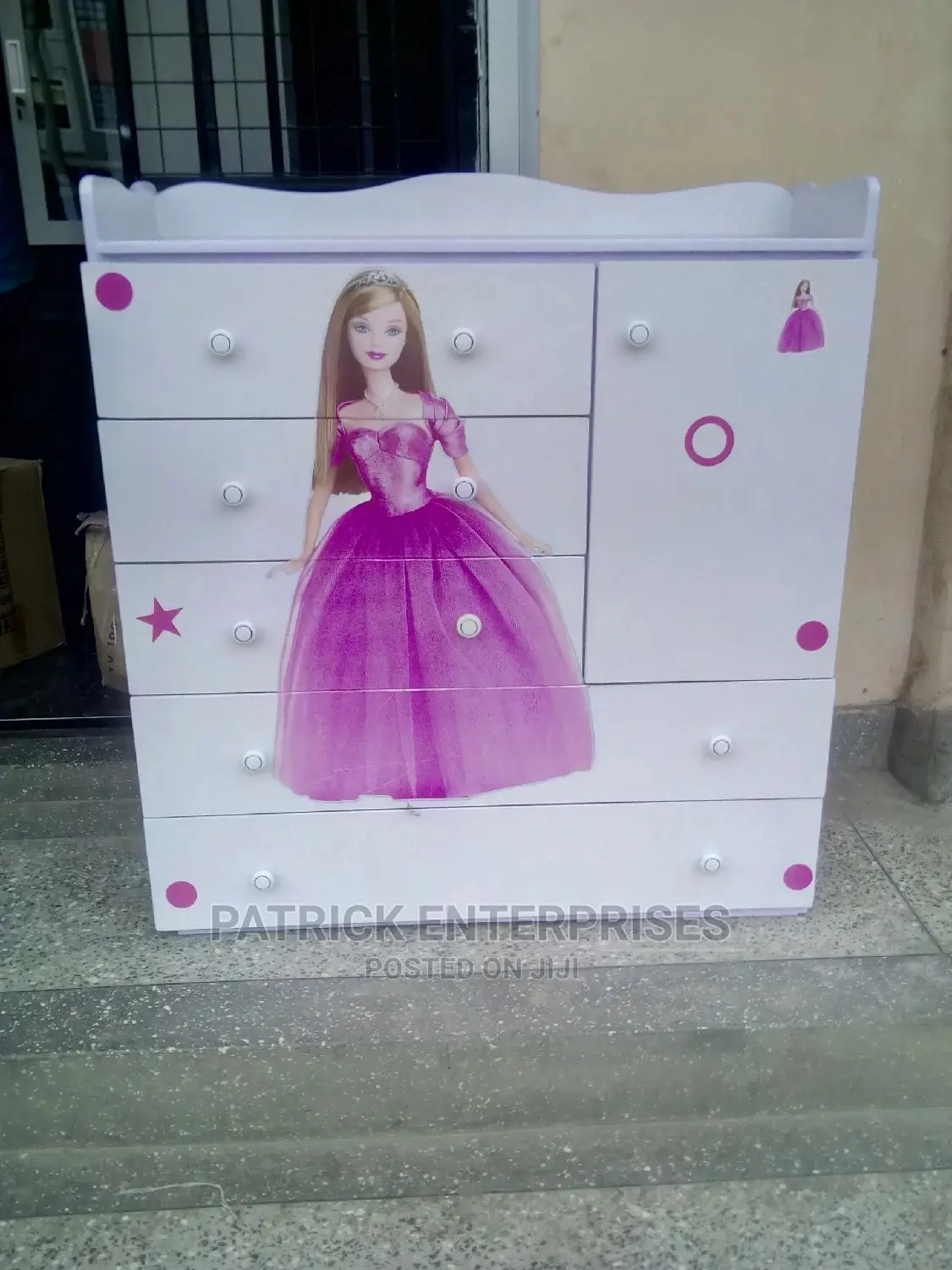 Chest of Drawers 4 by 4 Fitts