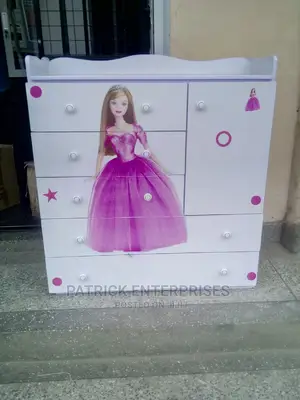 Chest of Drawers 4 by 4 Fitts
