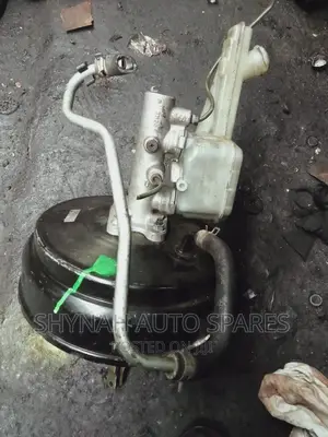 Brake Booster and Master Cylinder Nissan Patrol, Caravan