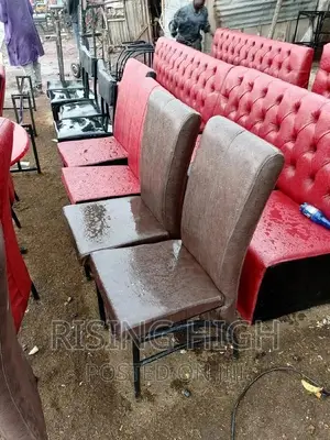 Best Quality 3 Seater Restaurant Coaches