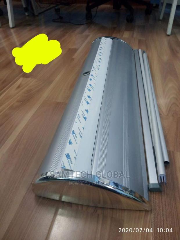 Aluminum Broad Base Roll Up Stand - main view