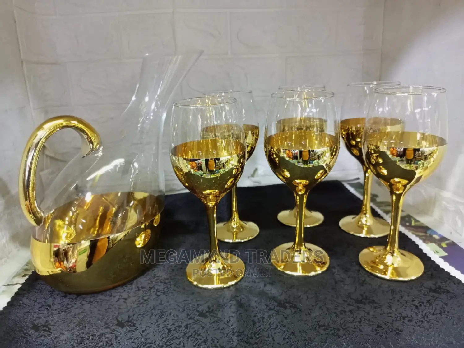Wine Decanter/Golden Wine Decanter and Wine Glass