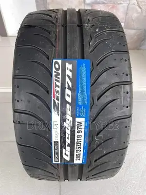 285/35 R18 Zestino Tyre