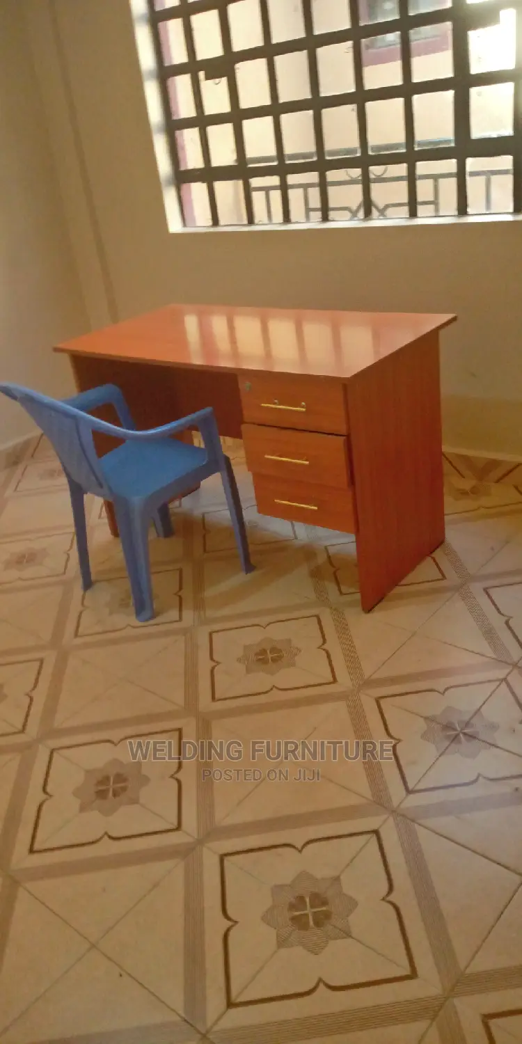 Office Desk
