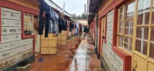 10bdrm Duplex in Kimumu for Sale
