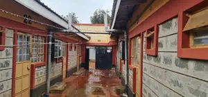 10bdrm Duplex in Kimumu for Sale