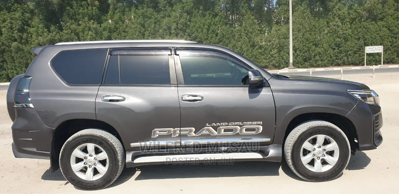 Toyota Land Cruiser Prado 2014 Black