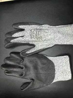 Grey and Black Level Five Cut Resistant Gloves