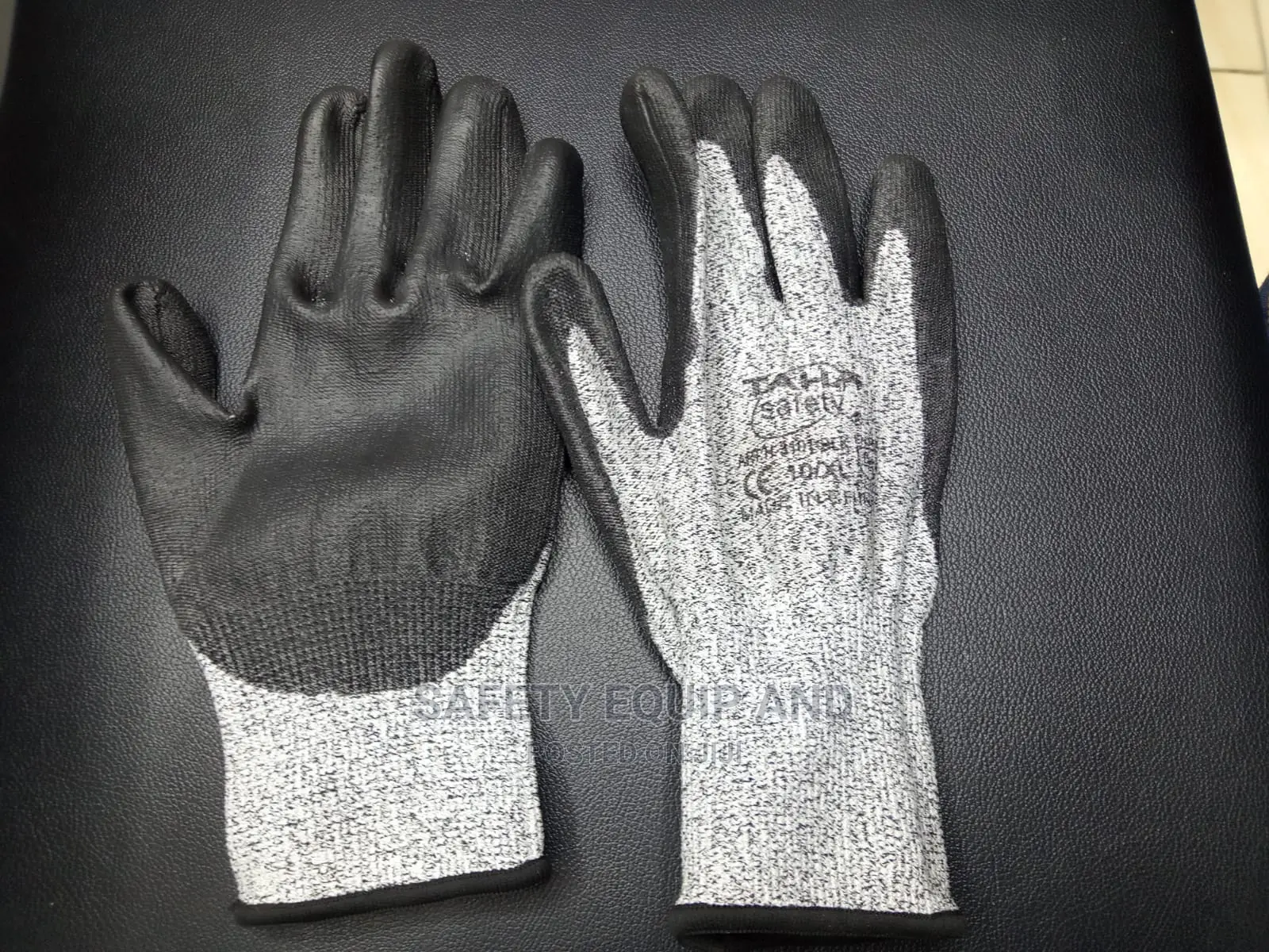 Best Gloves for Using When While Cutting