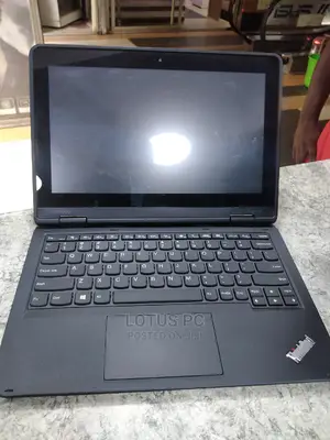 Laptop Lenovo Yoga 11e 4GB Intel Celeron SSD 128GB