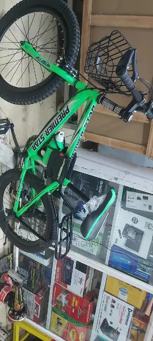 Sports Bike Size 20 With Gear