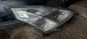 Nissan Teana Headlight
