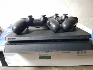 Play Station 4 Slim, 1 Pad Extra - thumbnail 2